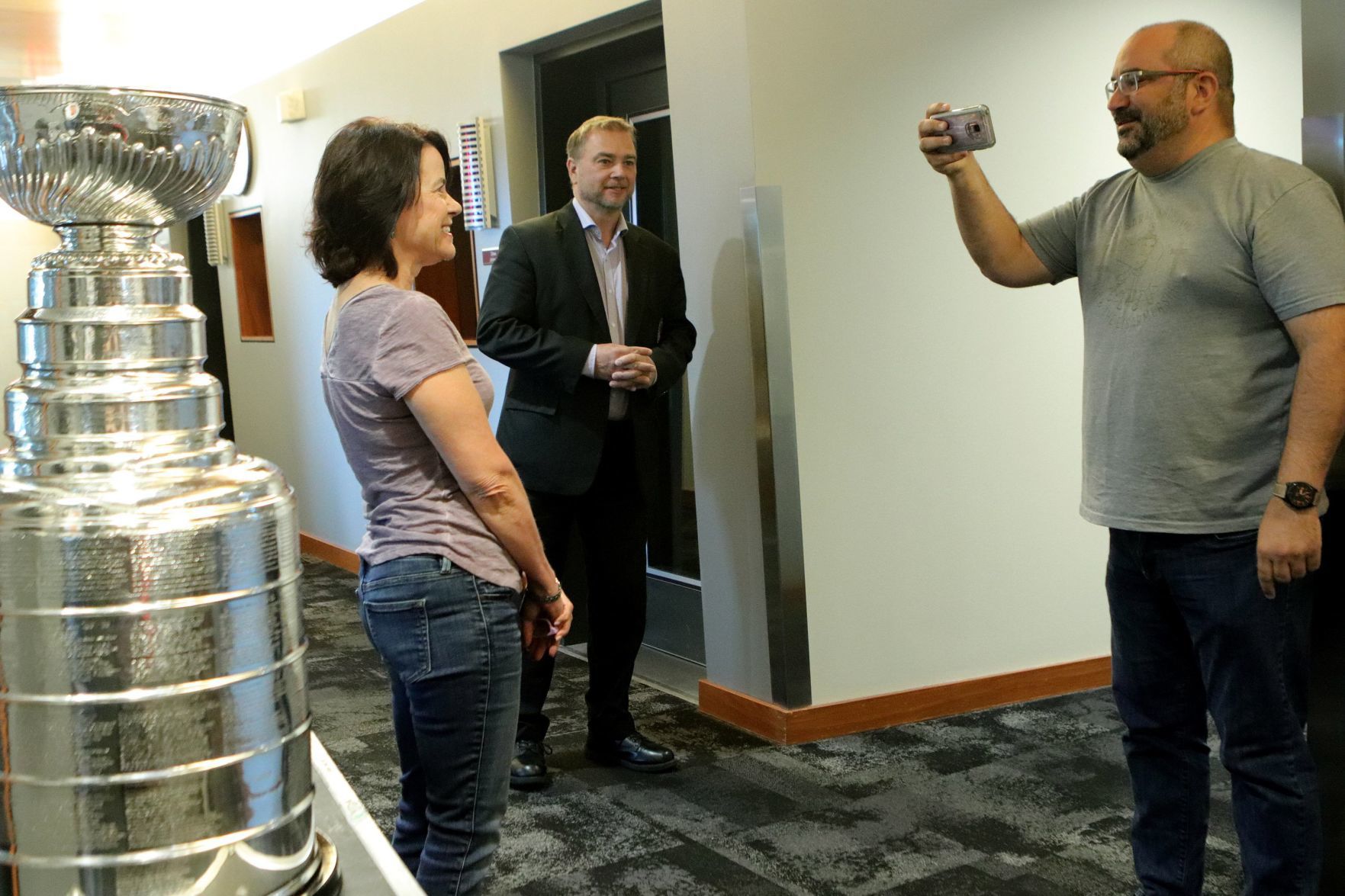 Stanley Cup tours media outlets
